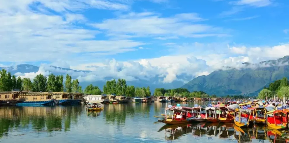 Kashmir Package Thumbnail - Zaara Tourism and Travels