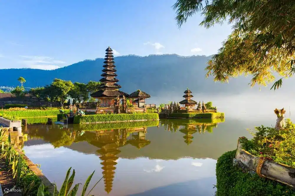 NorthBaliSunrise,HandaraGateandUlun- Zaara Tourism & Travels